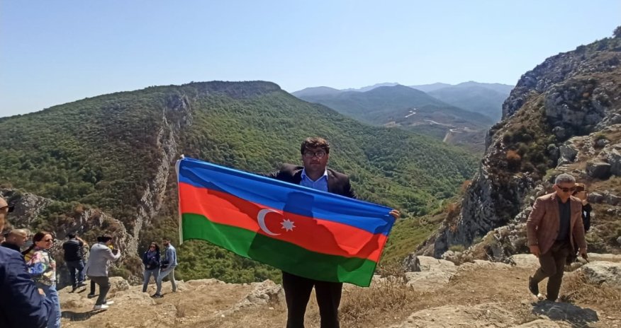 STM-nin mətbuat katibi Şuşadan yazdı - 4 saata sığan bir ömrün ziyarəti