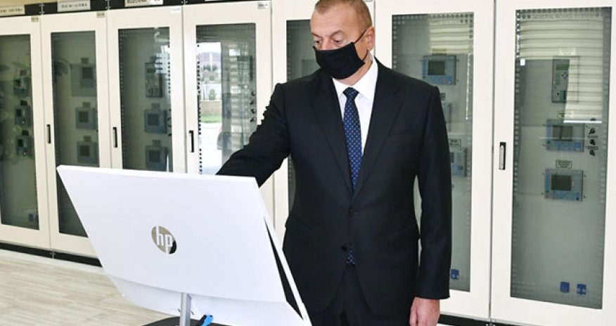 Prezident yarımstansiyanın açılışında iştirak edib