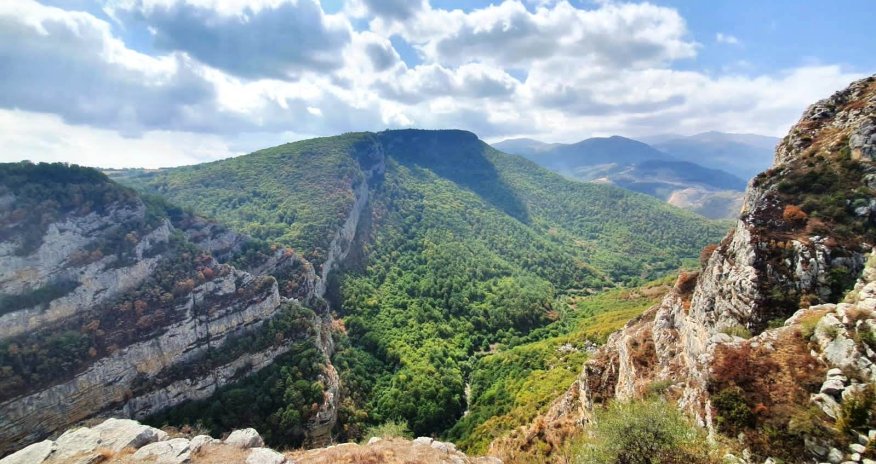Each subscriber in Azerbaijan's liberated lands to have access to both electricity, internet through single cable line