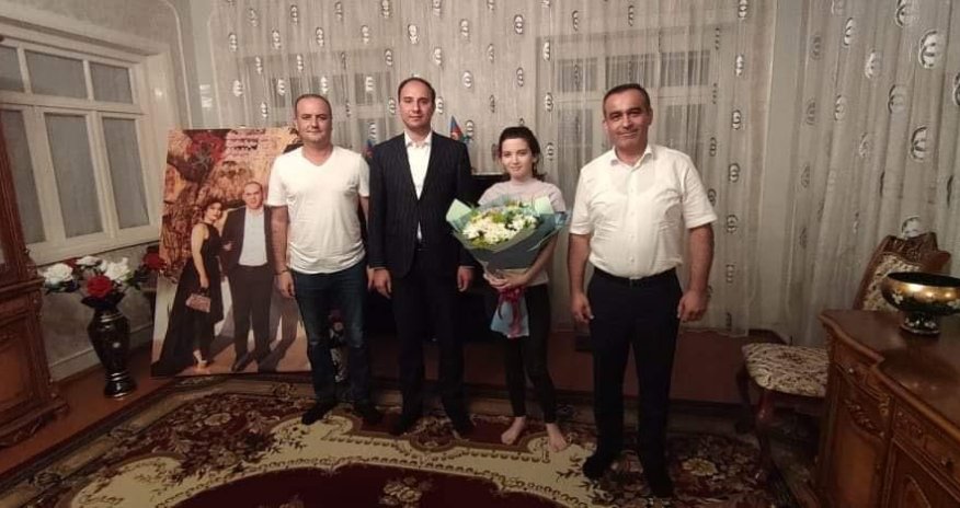 Nazirliyin himayəyə götürdüyü gənc tələbə adını qazandı-FOTOLAR