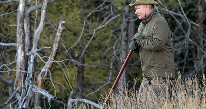 Kreml Putinin Şoyqu ilə istirahət görüntülərini yaydı - Video