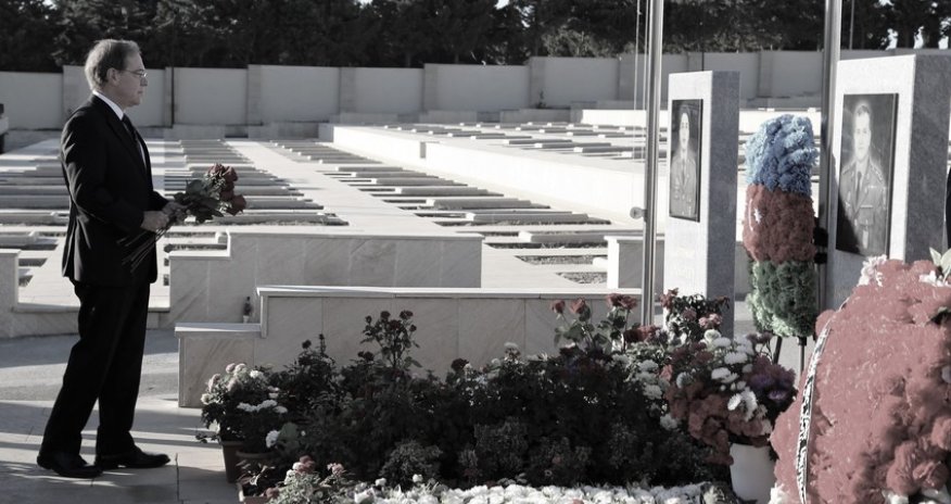 US Ambassador to Azerbaijan paid his respects to martyrs