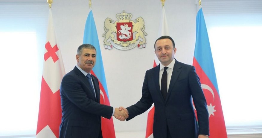 Azerbaijani defense minister meets Georgian PM