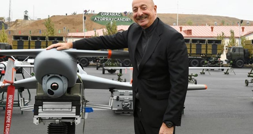 Prezidentin “Harop”la - Fotosu