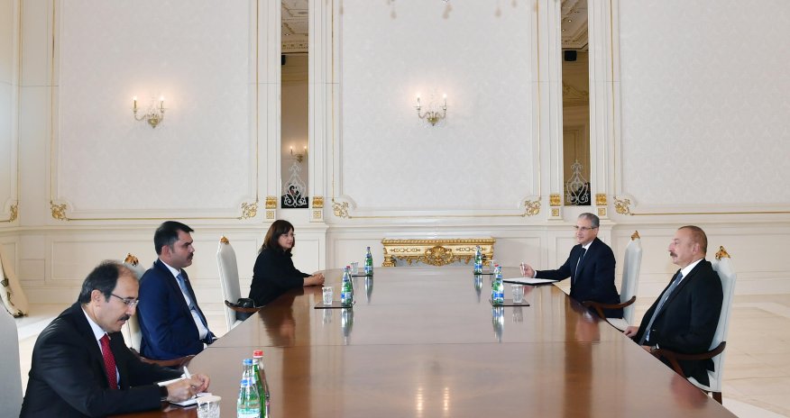 Prezident Türkiyə nazirini qəbul edib