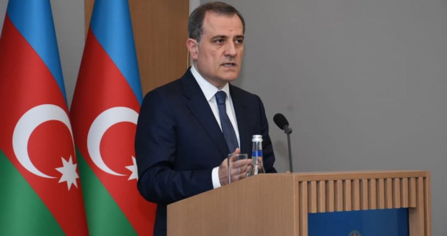 Jeyhun Bayramov leaves for Minsk