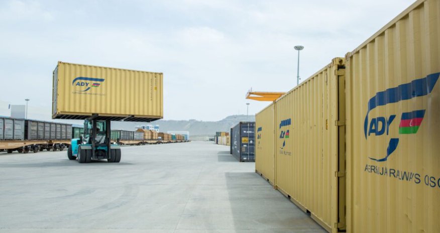 İstanbuldan Qarabağa ilk qatar yola salındı - Video