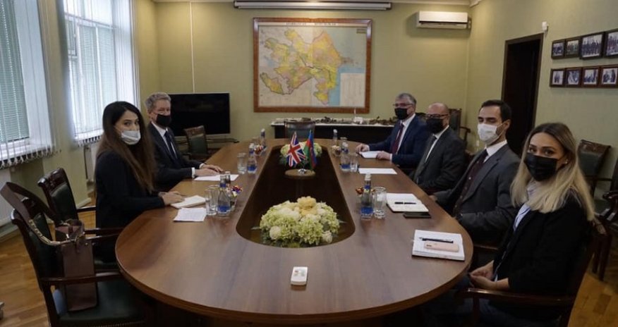 ANAMA sədri Böyük Britaniya səfiri ilə minatəmizləmə əməliyyatlarını müzakirə edib