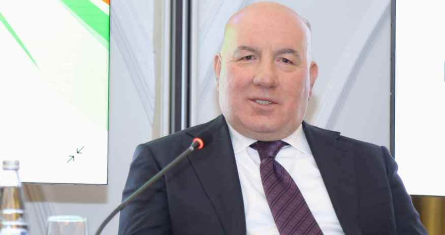 Эльман Рустамов: Более 90% финансового сектора Азербайджана приходится на банки