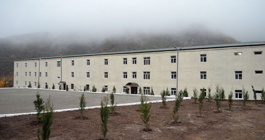 Azerbaijani army top brass inaugurates new facilities in liberated districts