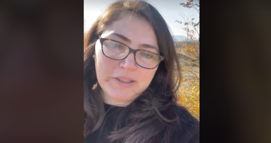 Şəhid bacısı 28 ildən sonra Ağdamda - Video