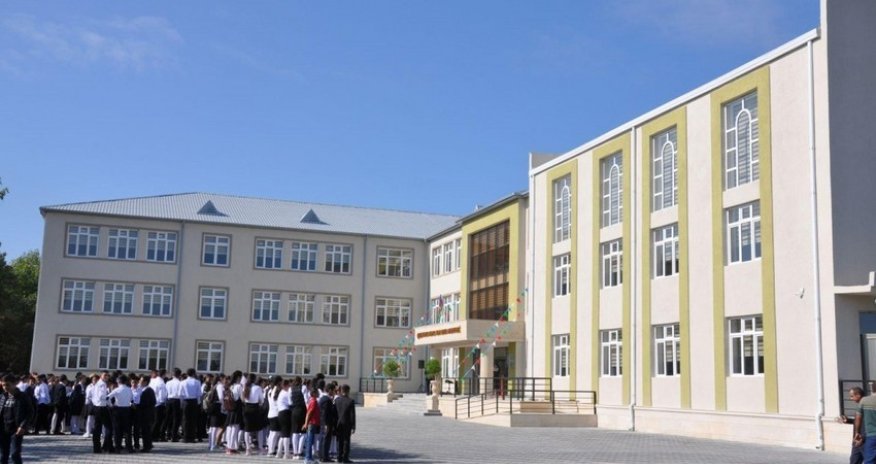 Another secondary school switches to distance learning in Baku