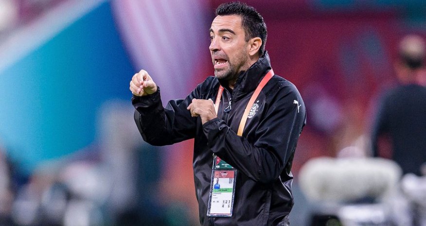 Хави отказался от услуг двух сотрудников 