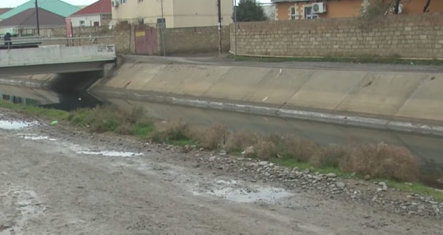 Saray sakinlərinin kanalizasiya problemi - VİDEO