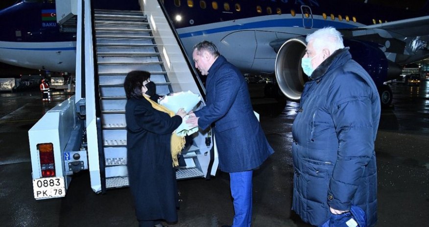 Azerbaijani parliament speaker arrives in Russia
