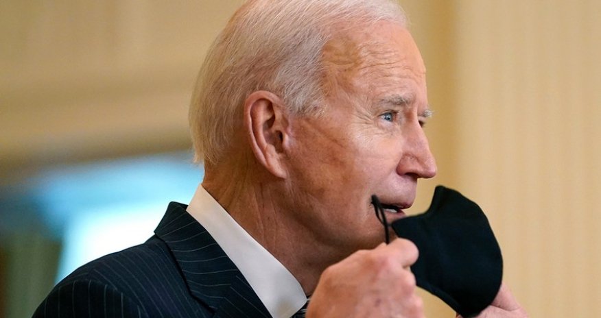 Amerikalılara maska taxmağı tövsiyə edən Bayden mağazada qoruyucusuz gəzib