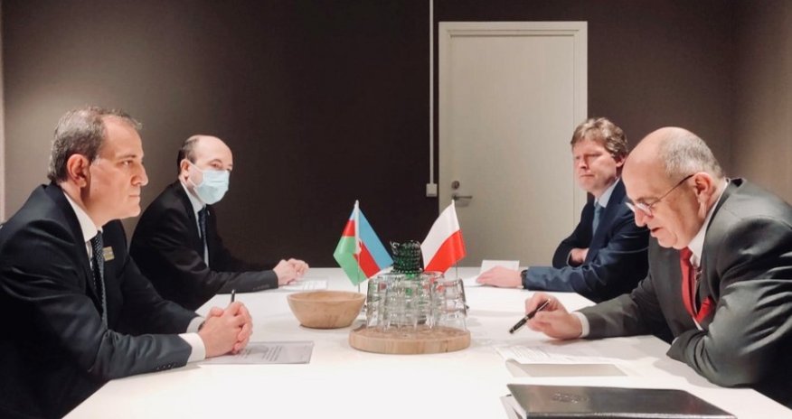 Azerbaijani, Polish foreign ministers discuss priorities