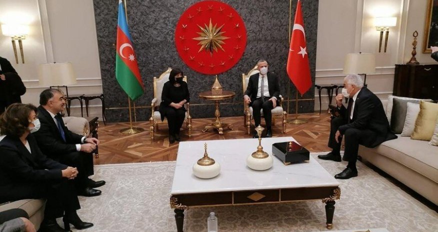 Azerbaijani Parliament Speaker visits Turkey