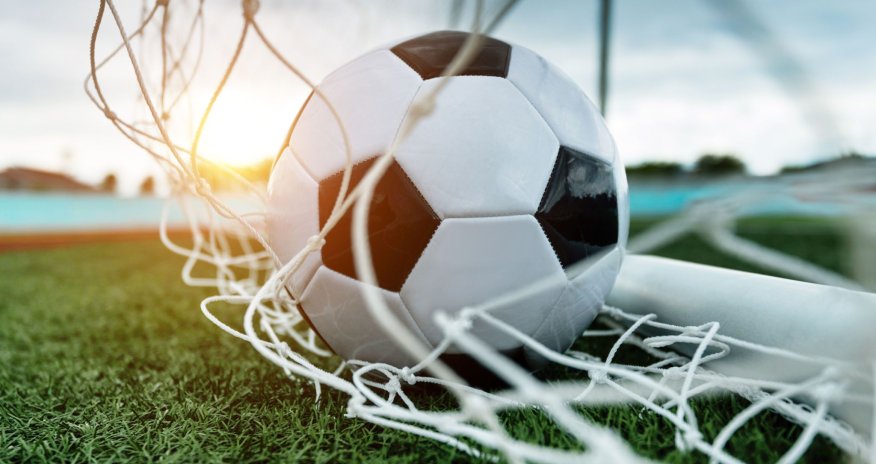 Sabiq futbolçu hakimi TƏHQİR ETDİ