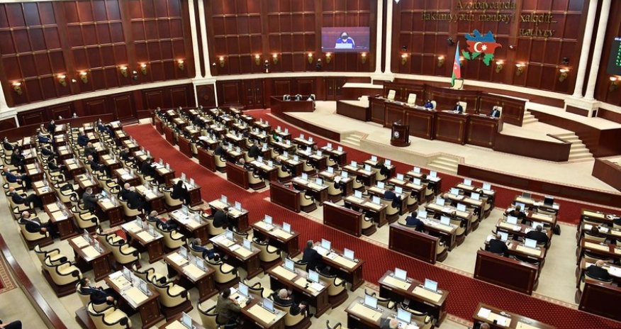Milli Məclisin deputatları Avstriyaya gedir