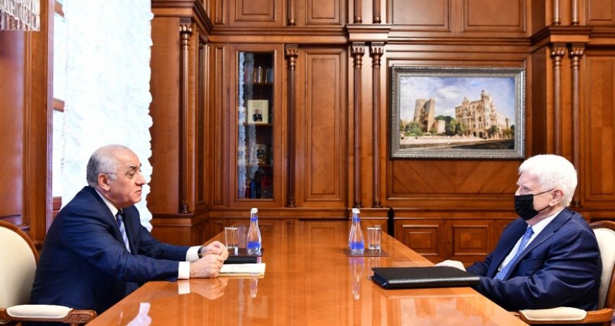 Əli Əsədov Rusiyanın Azərbaycandakı səfiri ilə görüşüb