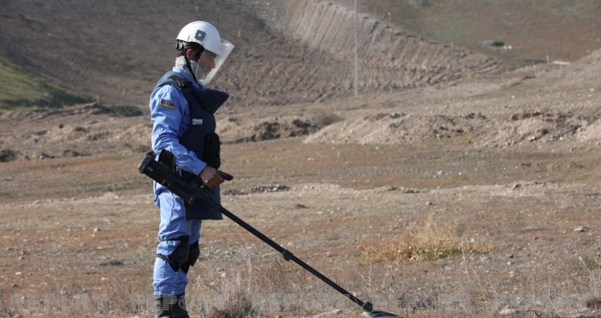 Azerbaijani minister talks about demining operations in liberated areas