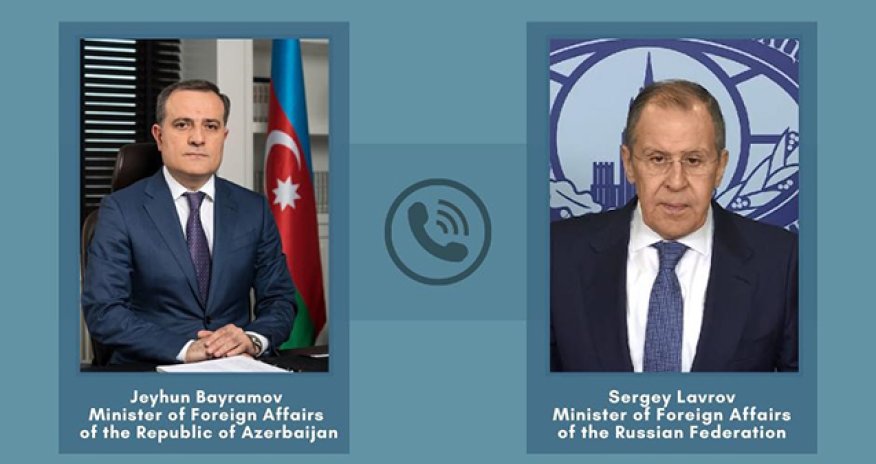 Ceyhun Bayramov Lavrovla telefonla danışdı