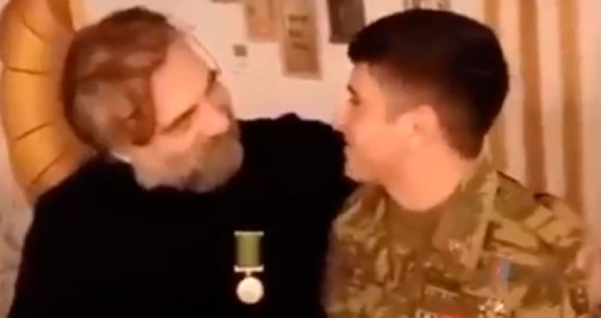 Oktay Kaynarcanın Vətən Müharibəsi qazisi ilə səmimi - Videosu