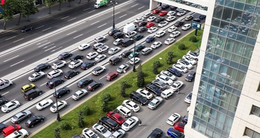 Bakıda tıxacların səbəbləri - Video