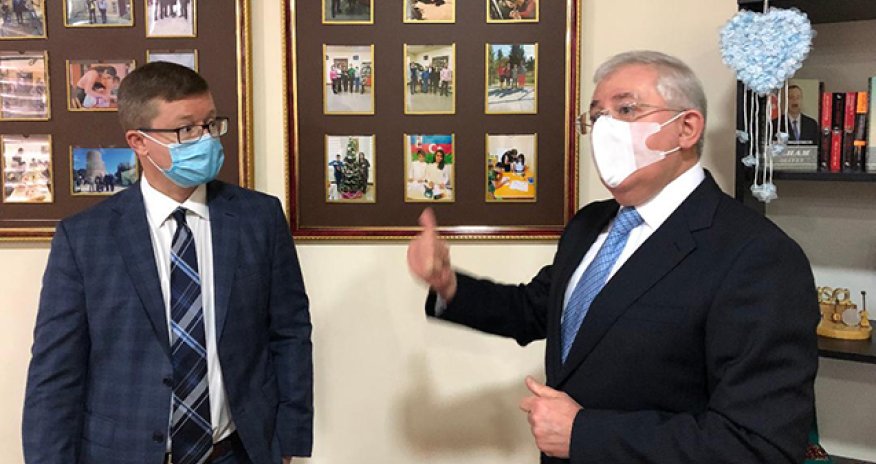 Dikerson Həzi Aslanovla birgə sığınacağa getdi - Foto