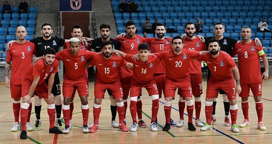 Двое членов сборной Азербайджана по футзалу заразились коронавирусом