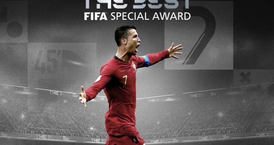 Роналду получил специальный приз на церемонии вручения наград ФИФА