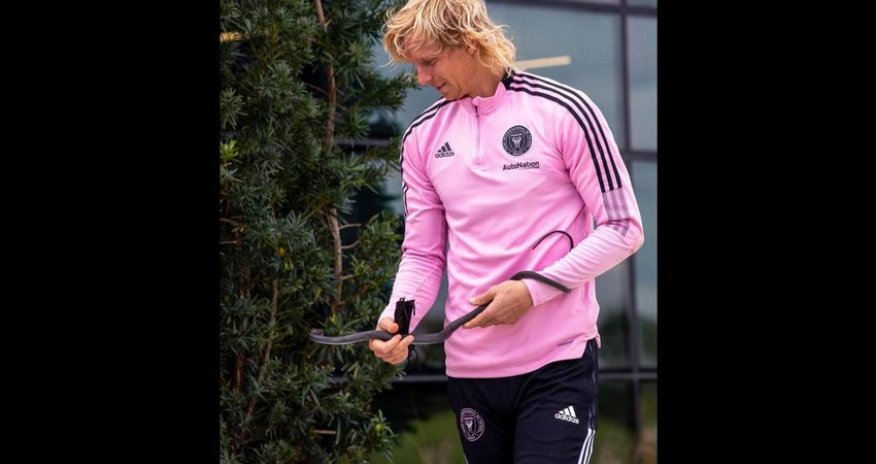 ABŞ klubunun futbolçusu məşqdə ilan tutub