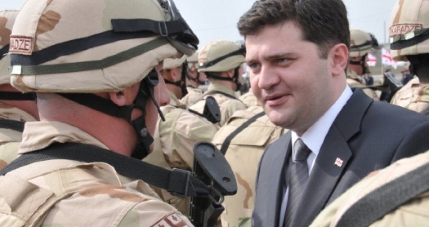 В Грузии на свободу выходит экс-министр обороны – сторонник Саакашвили