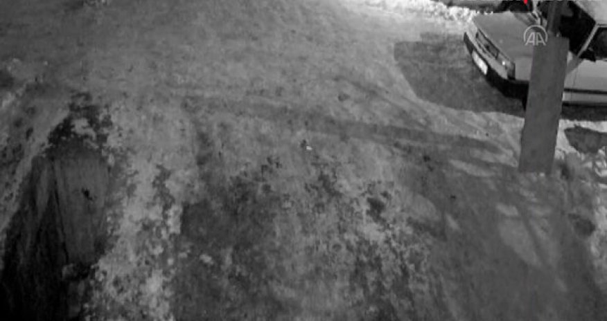 Avtomobillərin texniki baxışının həyata keçirildiyi çuxura düşən şəxs başından xəsarət aldı – ANBAAN VİDEO