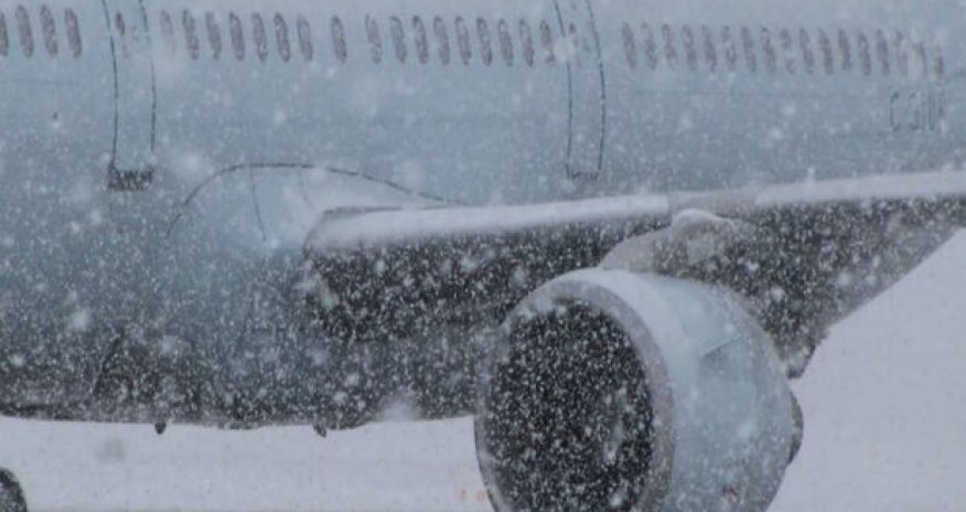 ABŞ şəhərlərinə yağan güclü qar nəqliyyatın hərəkətini tam iflic edib - FOTO/VİDEO