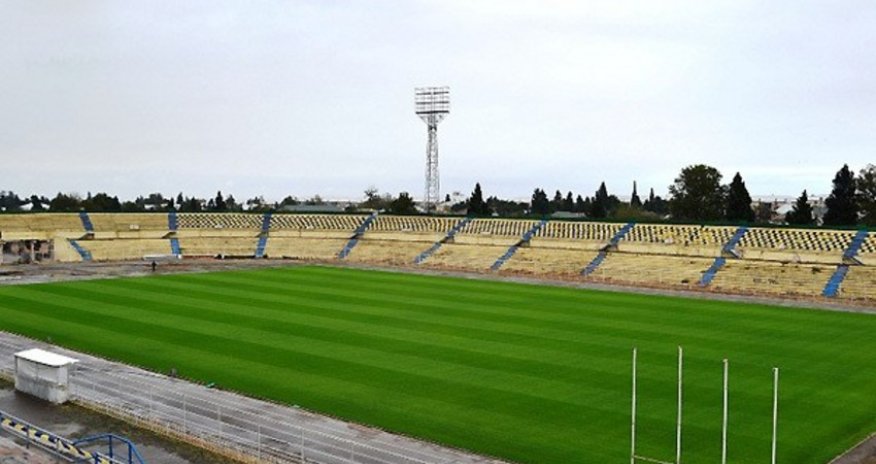 Gəncə şəhər stadionu sökülür