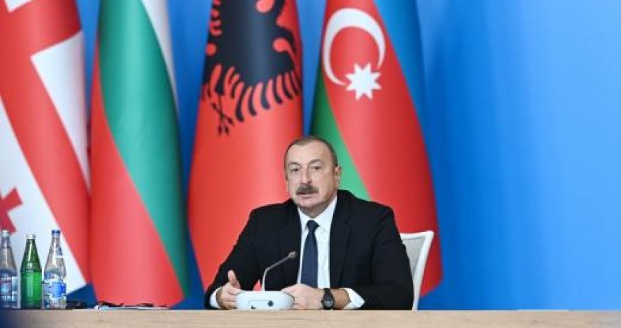 Азербайджан в 2021 году экспортировал 19 млрд кубометров газа - Алиев