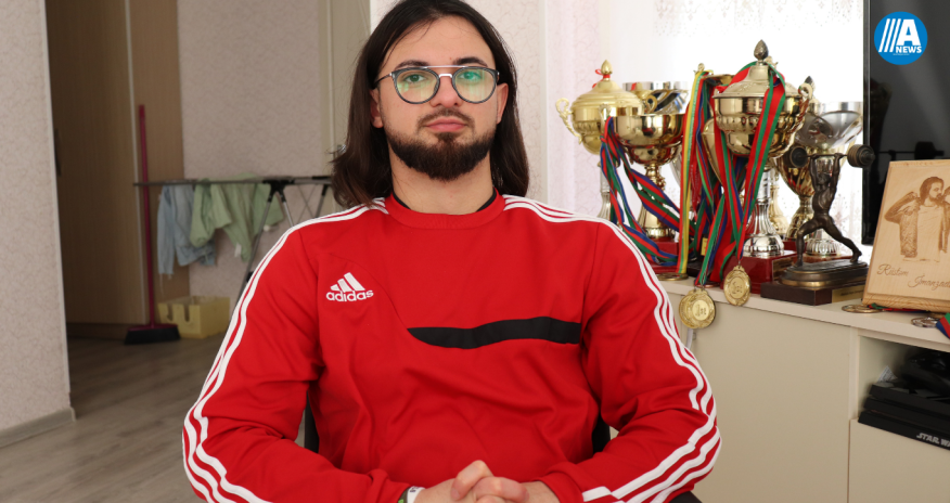 7 ildir yeriyə bilməyən idmançı - 