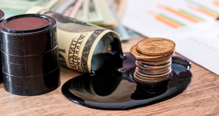 Azerbaijani oil slides over 3%