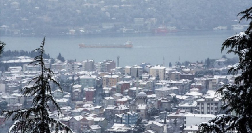 Bosfor boğazı gəmilərin hərəkəti üçün bağlanıb