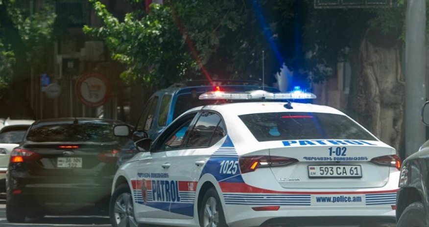 Ermənistanda silahlı şəxslər saxlanılıb