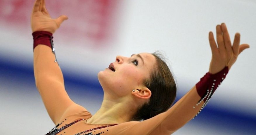 Beijing 2022: Azerbaijani figure skater performing in final stage