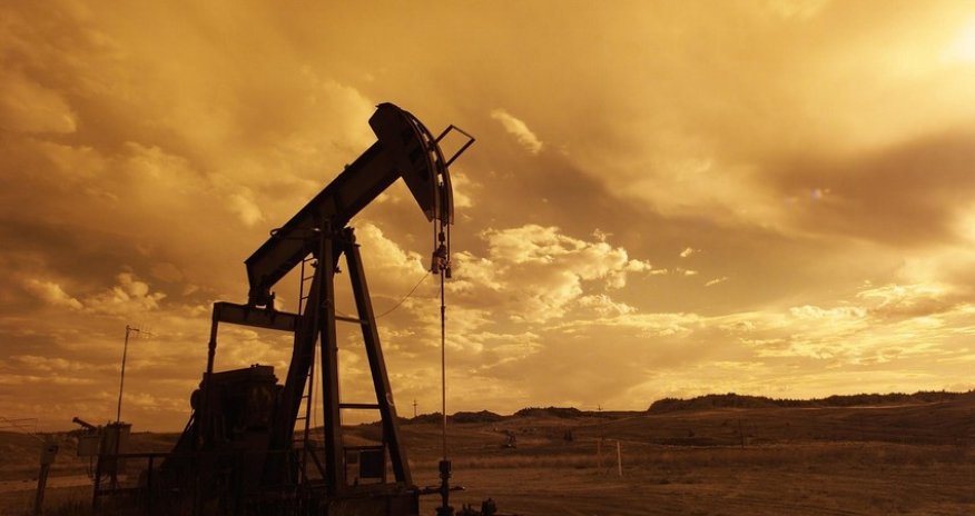 Azerbaijani oil price falls below $98