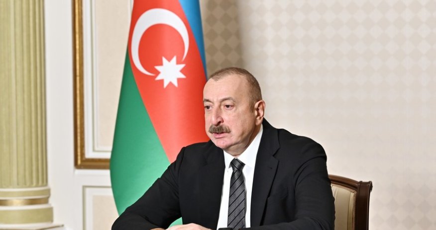 Prezident bir qrup qadını təltif etdi - SİYAHI