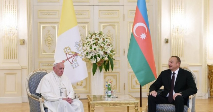 Azərbaycan Prezidenti Roma Papasını təbrik edib