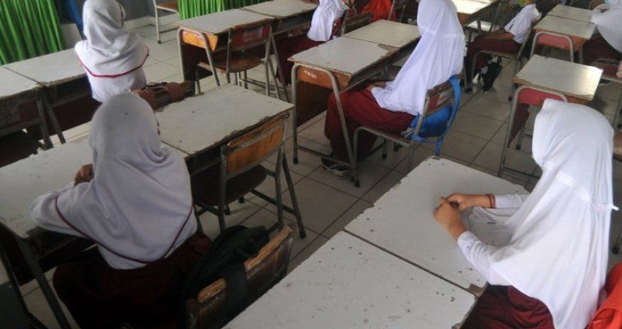 Hindistanda hicab qadağan OLUNDU