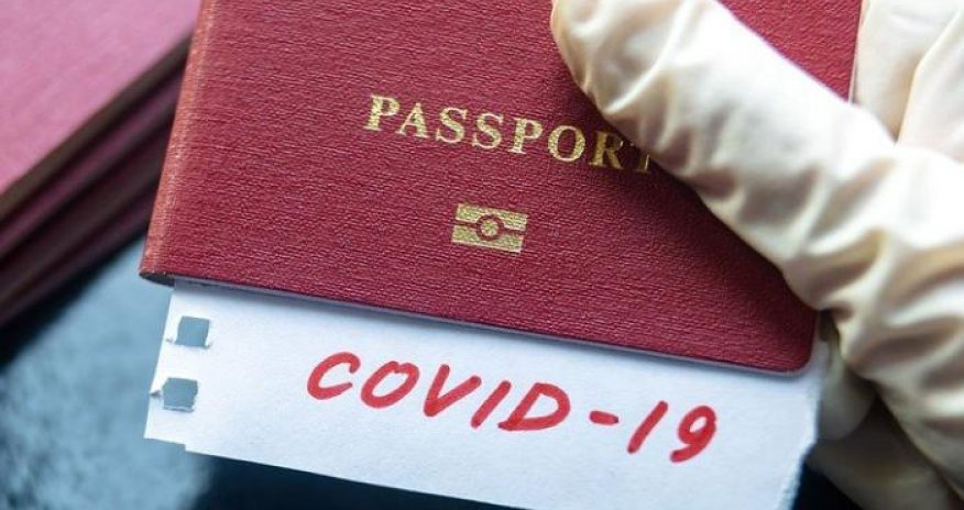 Daha bir ölkə COVID pasportlarını ləğv etdi