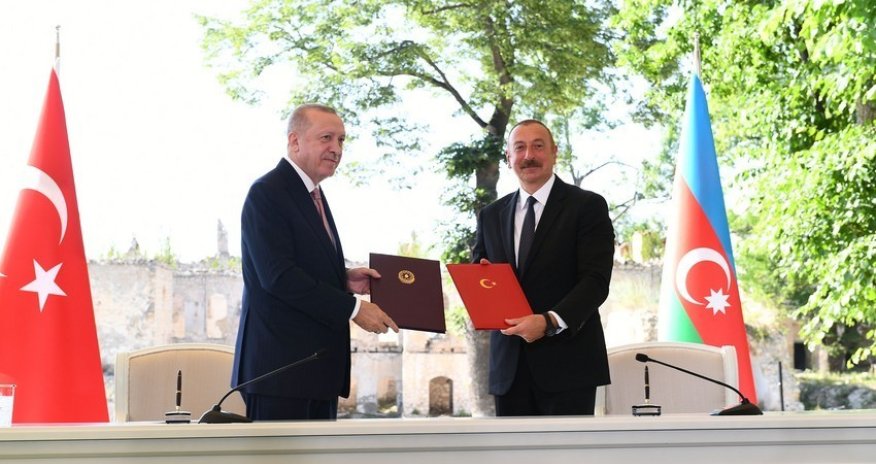 Erdogan signs resolution approving Shusha Declaration
