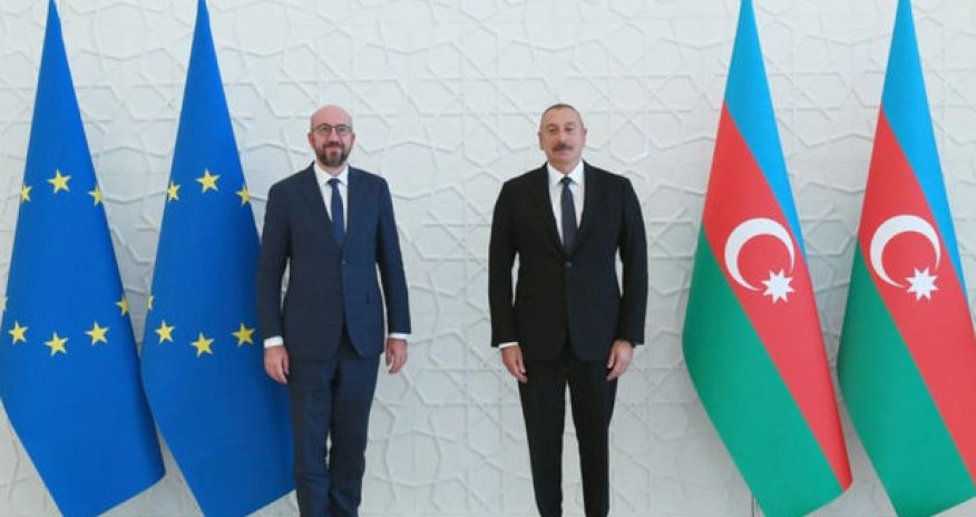 İlham Əliyev Şarl Mişeli təbrik edib